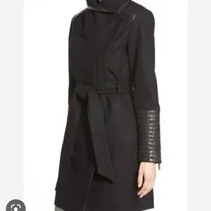 Badgley Mischka Belle lorian black wool coat faux leather belted sz S